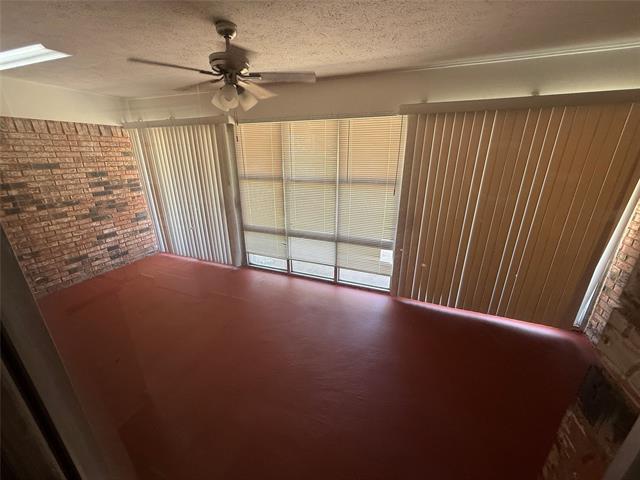 Building Photo - 124 Poinsettia Cir