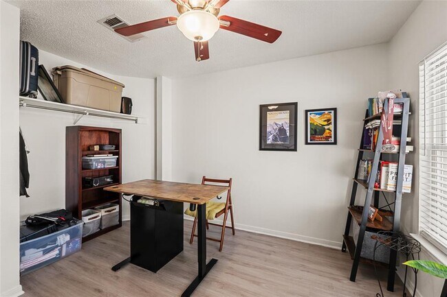 Building Photo - 3101 Hailey Ln