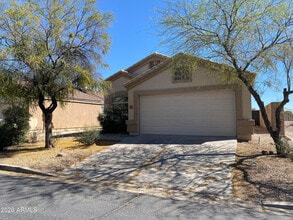 Building Photo - 24035 N Desert Dr