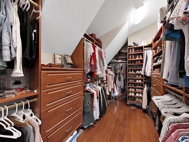 Building Photo - 4313 W Granada St