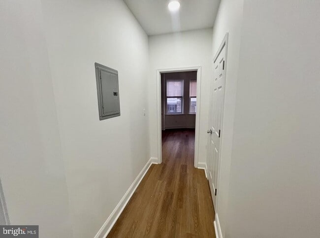 Building Photo - 2115 E Chelten Ave