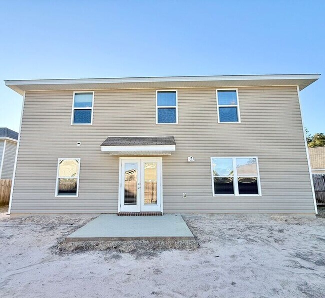 Building Photo - 5890 Bay Tree Court