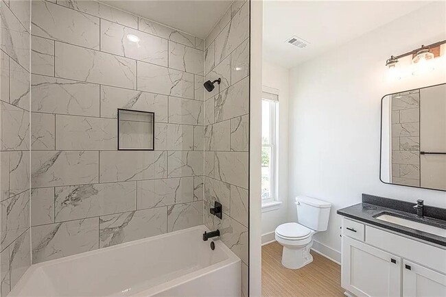 Building Photo - 3119 W Tulsa St