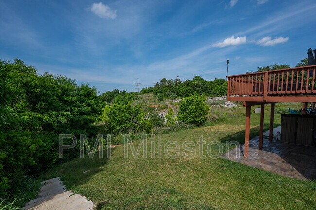 Building Photo - 367 Ontario Dr