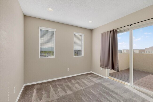 Building Photo - 6322 Vista del Bosque Dr