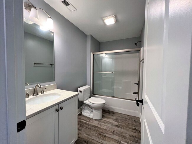 Building Photo - Stunning 4 bedroom in the Polo Club in Wes...