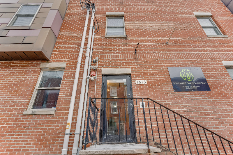 Building Photo - 1623 Willington St
