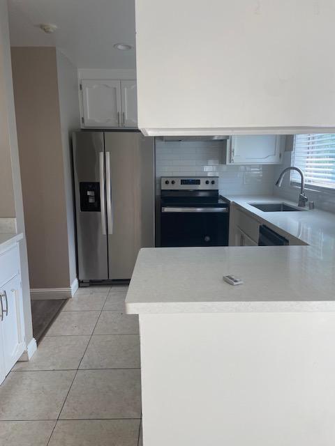 Building Photo - 850 Bellomy St