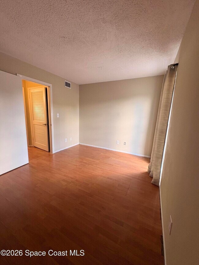 Building Photo - 1225 N Wickham Rd