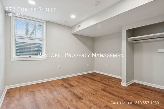 Building Photo - 872 Coates St