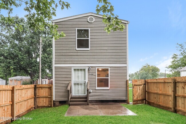 Building Photo - 2508 Rowan St