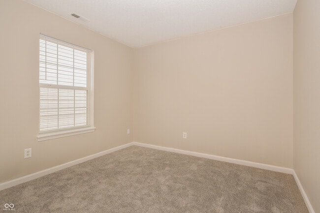 Building Photo - 536 New Moon St