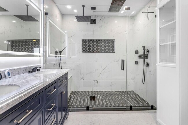 Building Photo - 12600 SW 50th Ct