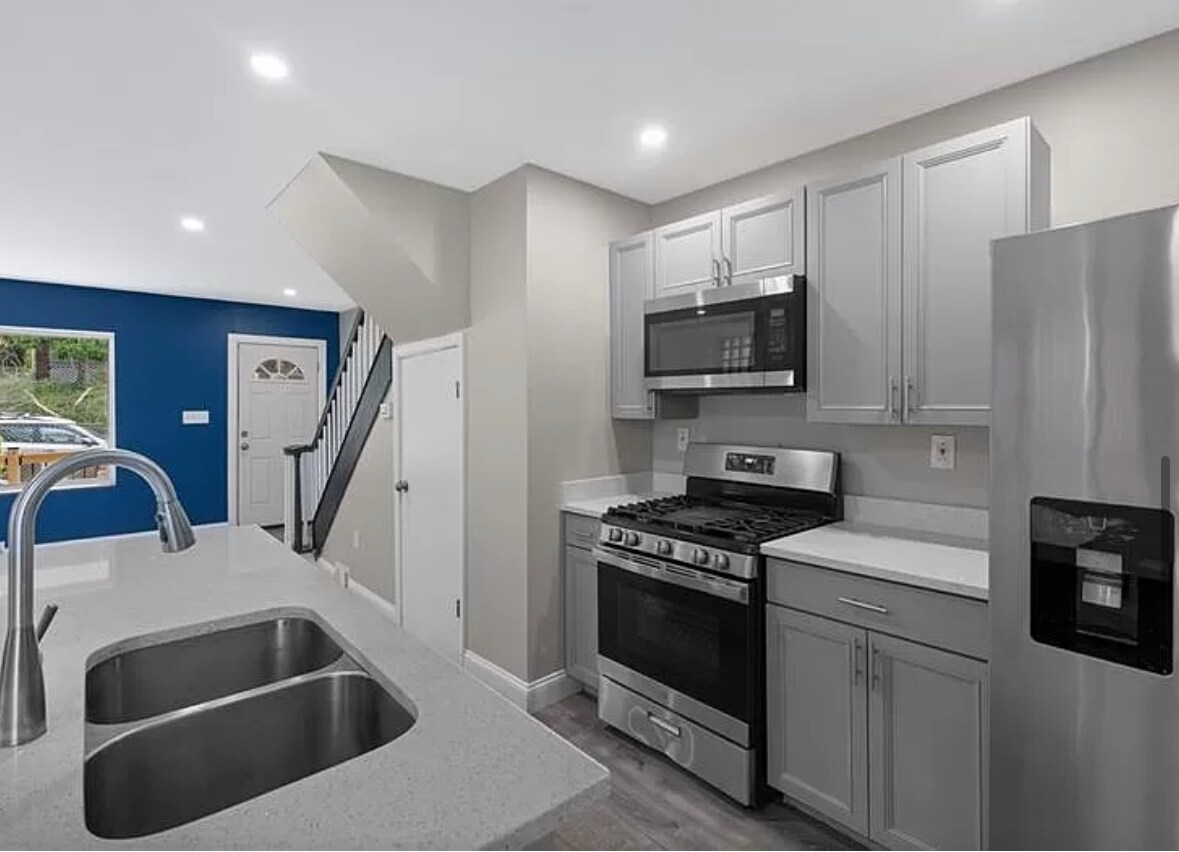 Building Photo - 2031 Chalfant St