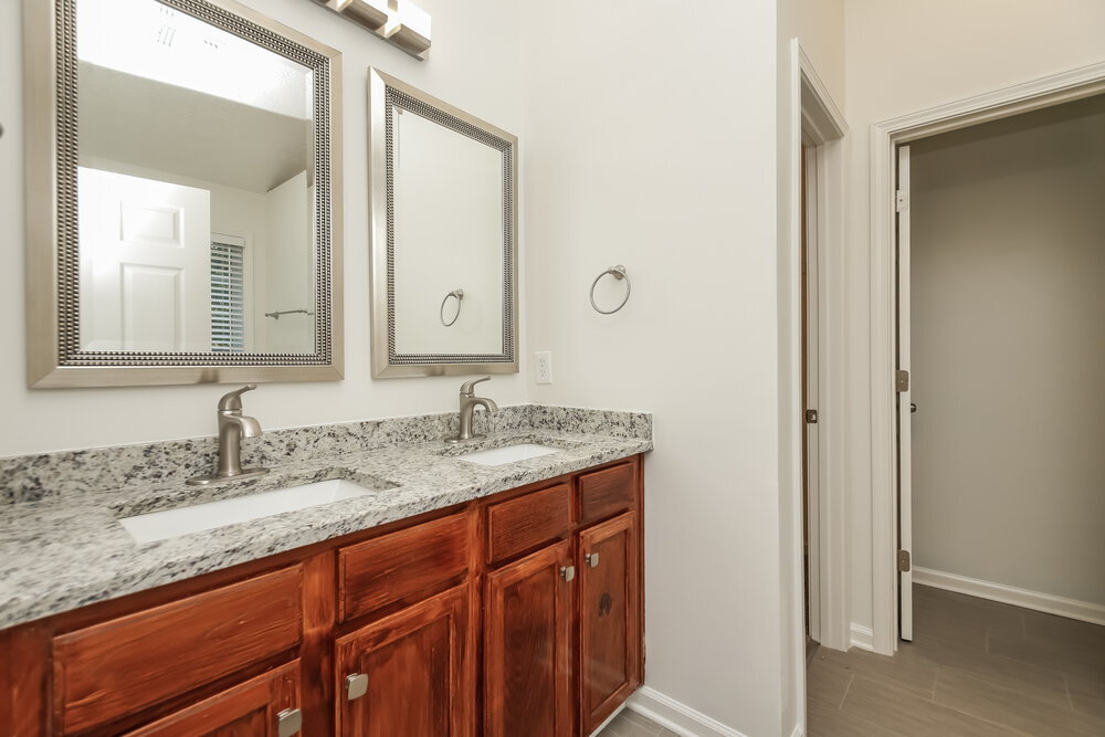 Building Photo - 369 Kades Cove Dr