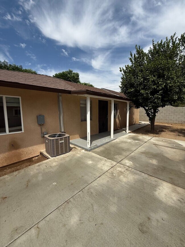 Building Photo - ***New Rental Home***