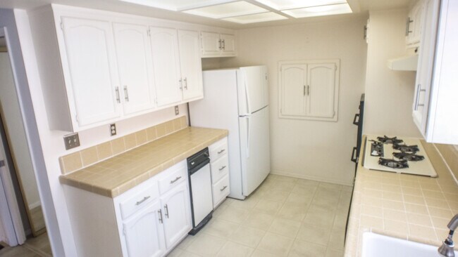 Building Photo - 1744 Haynes Ln