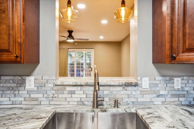 Building Photo - 1710 Messner Dr