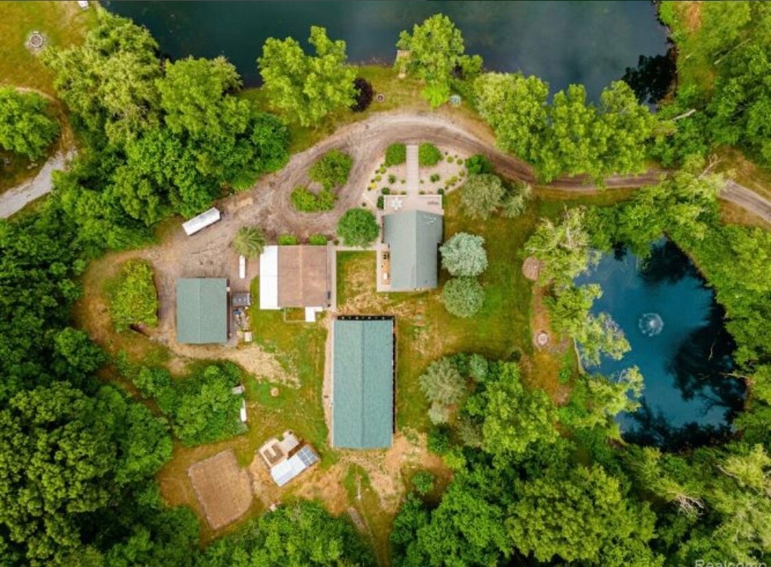 Building Photo - 12175 Watkins Rd