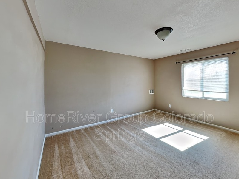 Building Photo - 8563 Garrison Rd