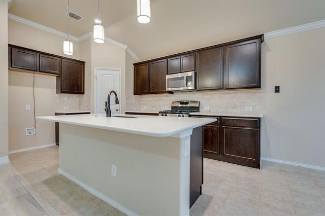 Building Photo - 14528 Chino Dr