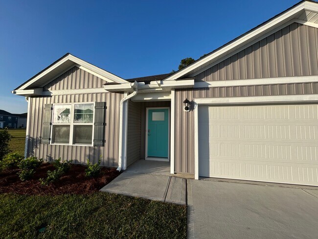 Building Photo - 1237 Pampas Grass Dr