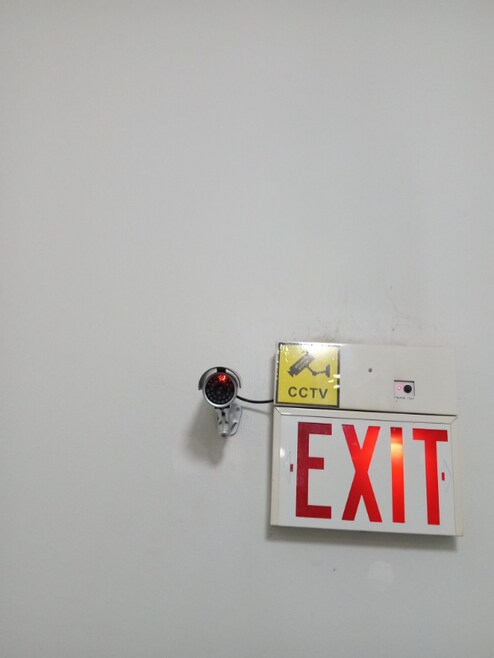 Building Photo - 4766 Wolverton Ln