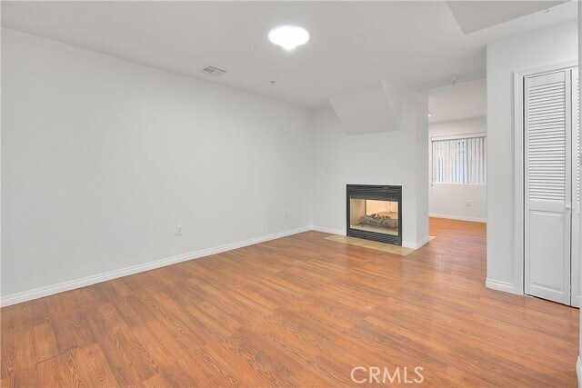 Building Photo - 3105 Walton Ave