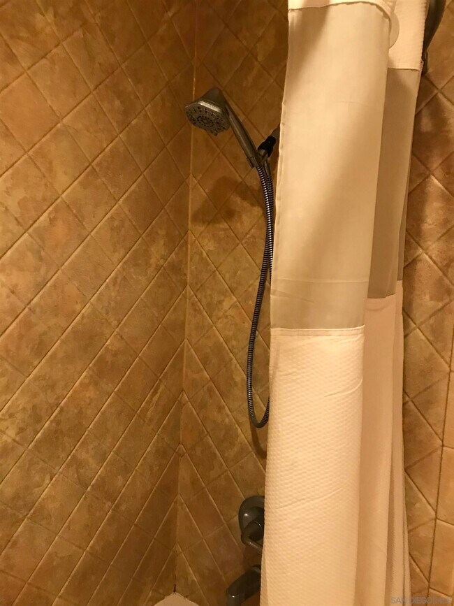 Building Photo - 2123 Alpine Glen Pl