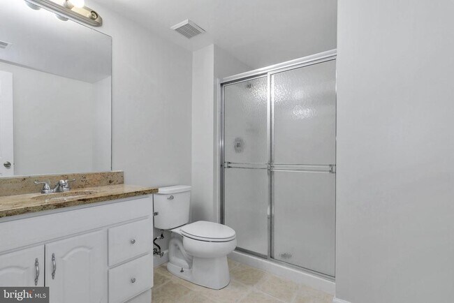 Building Photo - 7222 Lensfield Ct