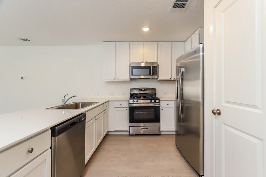 Building Photo - 437 Payton Pl