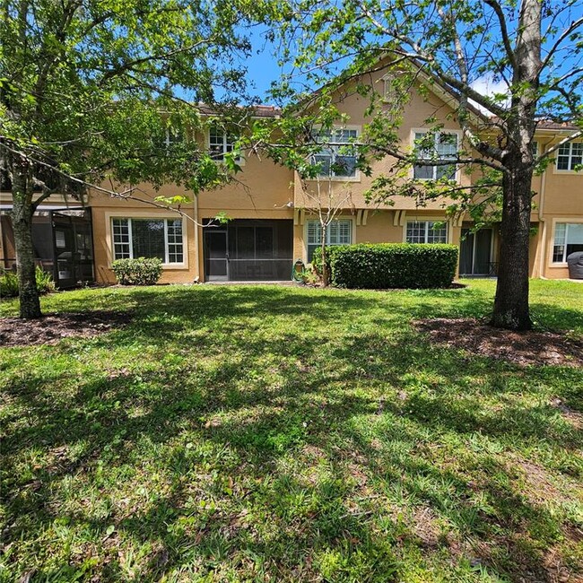 Building Photo - 8110 Villa Grande Ct