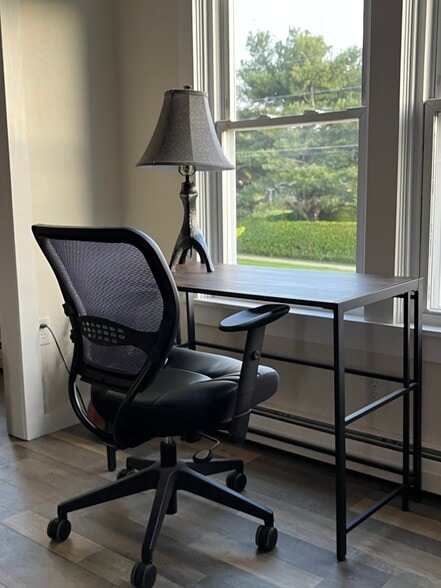 Building Photo - 424 Creek Farm Road