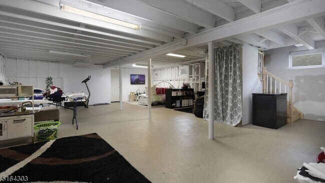 Building Photo - 1496 Washington Valley Rd