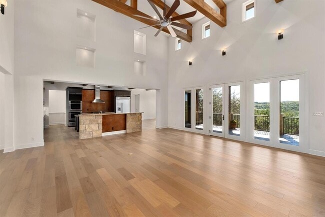 Building Photo - 1101 Sprague Ln