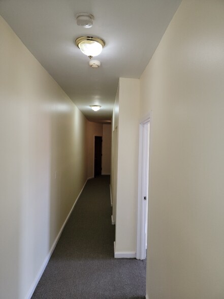 Building Photo - 43 Lenox St