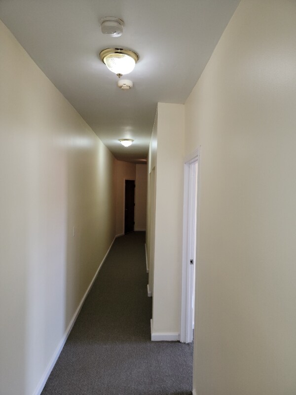 Building Photo - 43 Lenox St