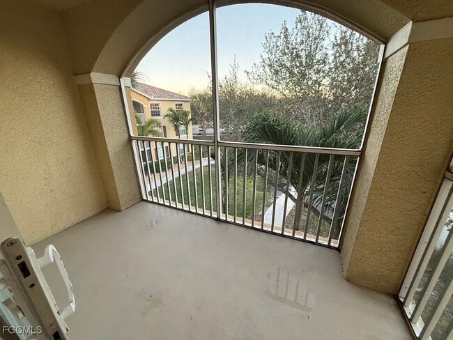 Building Photo - 4135 Residence Drive