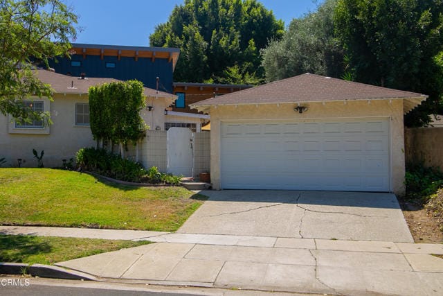 Building Photo - 7601 Flight Ave