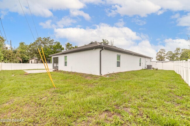 Building Photo - 1009 Rosetta Dr