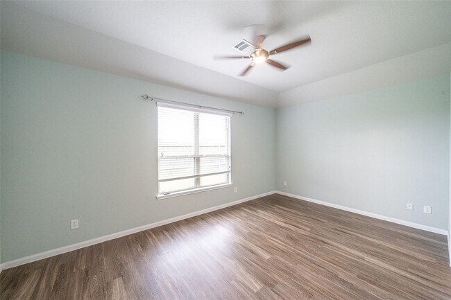 Building Photo - 24715 Scarlatti Cantata Dr