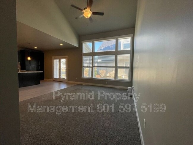 Building Photo - 9257 Ashbourne Dr