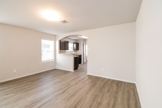 Building Photo - 23699 Goodfellow Dr