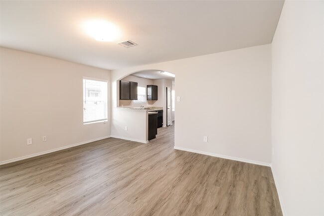 Building Photo - 4906 Sessile Trl