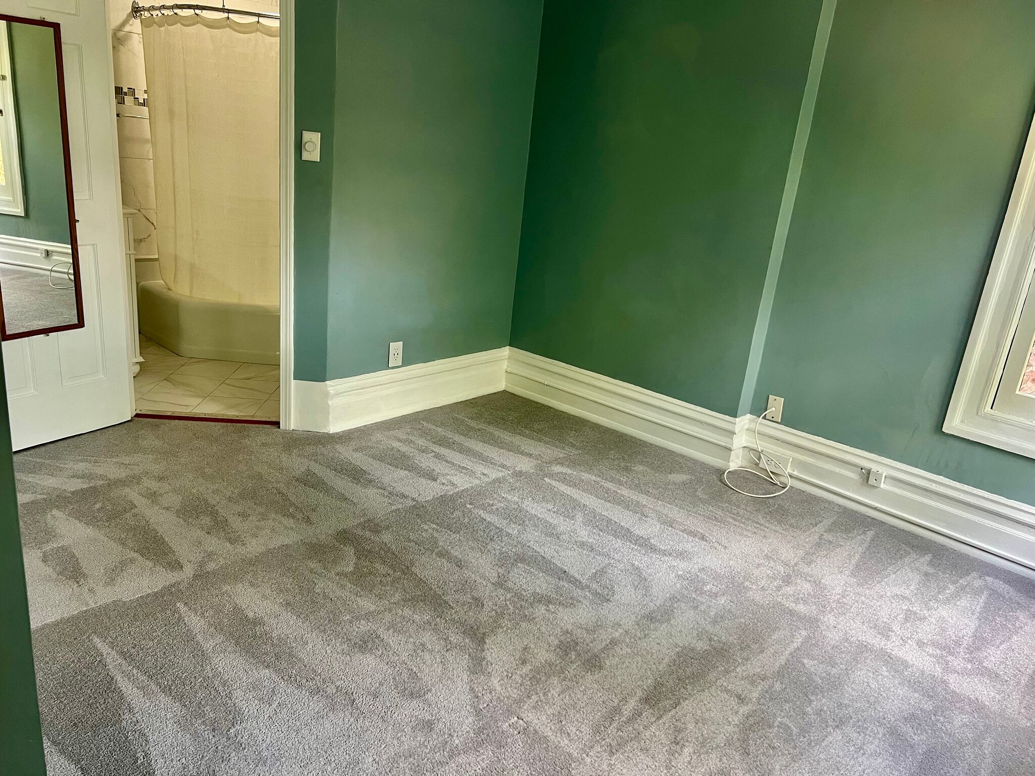 Building Photo - 4124 W Pine Blvd