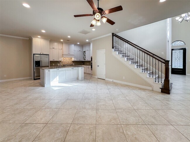 Building Photo - 23 Jonquil Pl