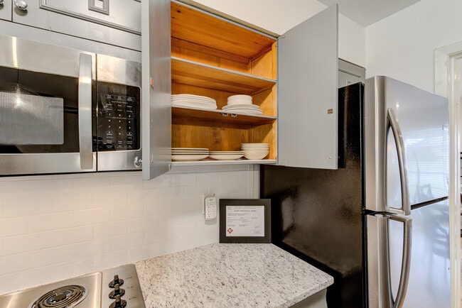 Building Photo - 502 Downshire Dr