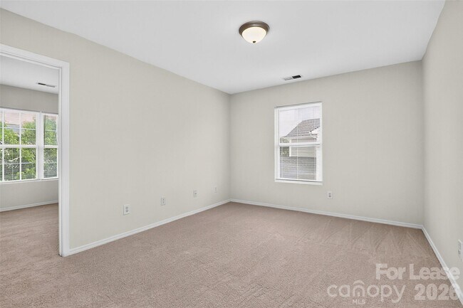 Building Photo - 9107 Newfield St
