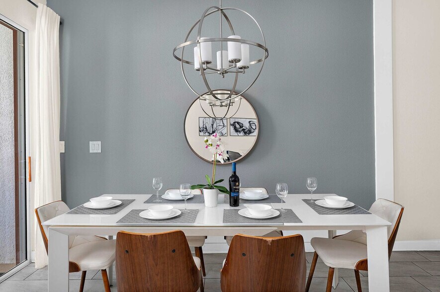 Building Photo - 8969 Stinger Dr