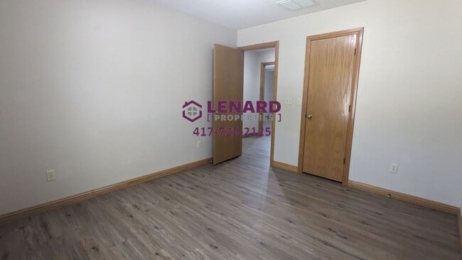 Building Photo - Beautiful and Spacious 3 Bedroom House!